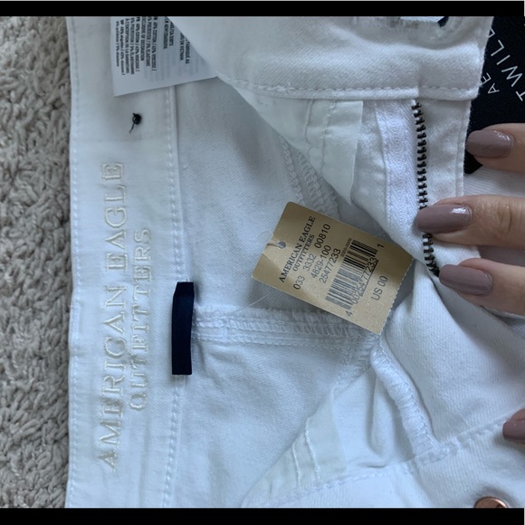 NWT American Eagle shorts - Picture 3 of 4